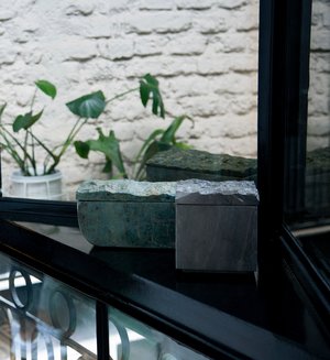 Marble desert box