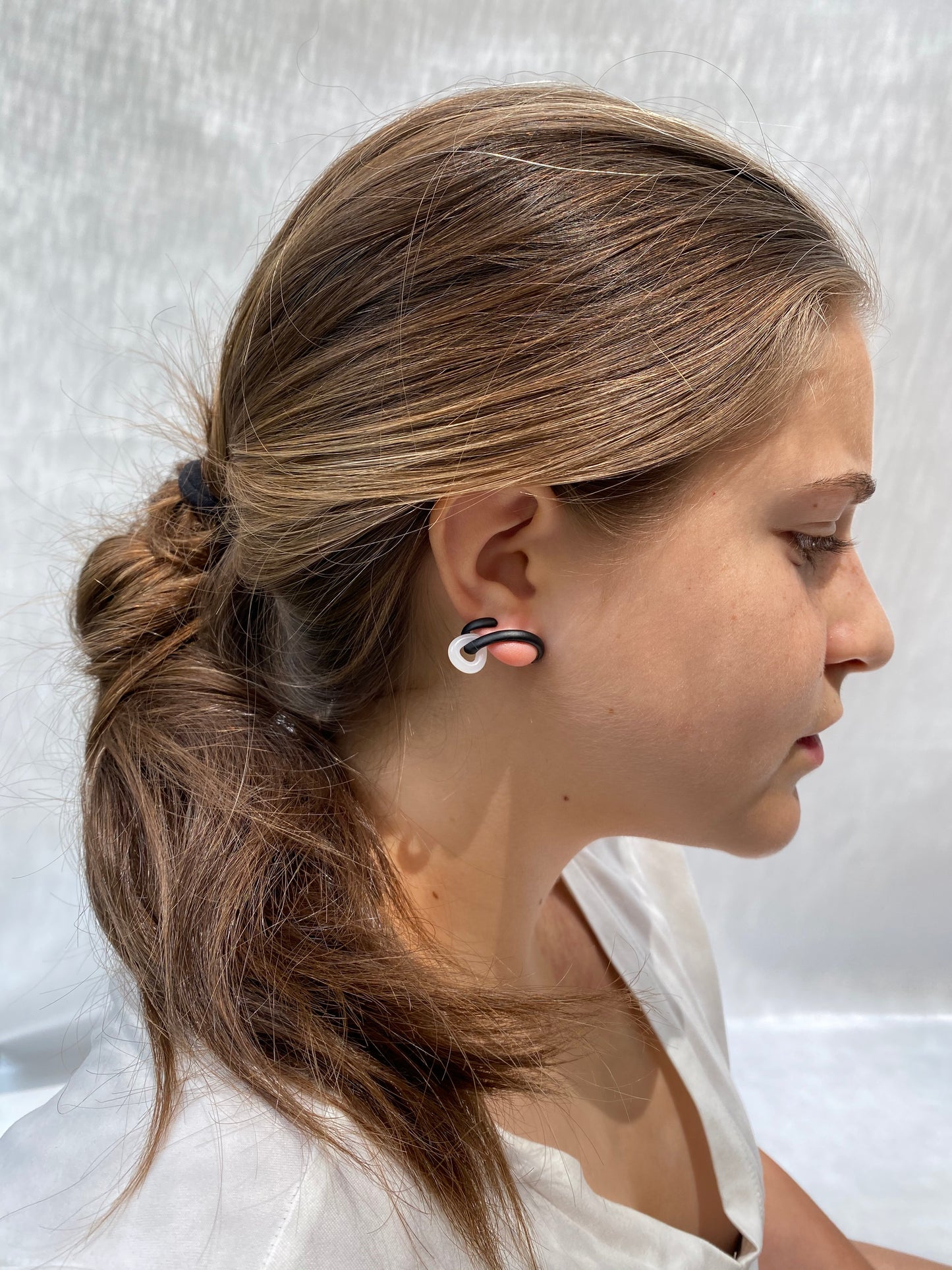 Jump earring
