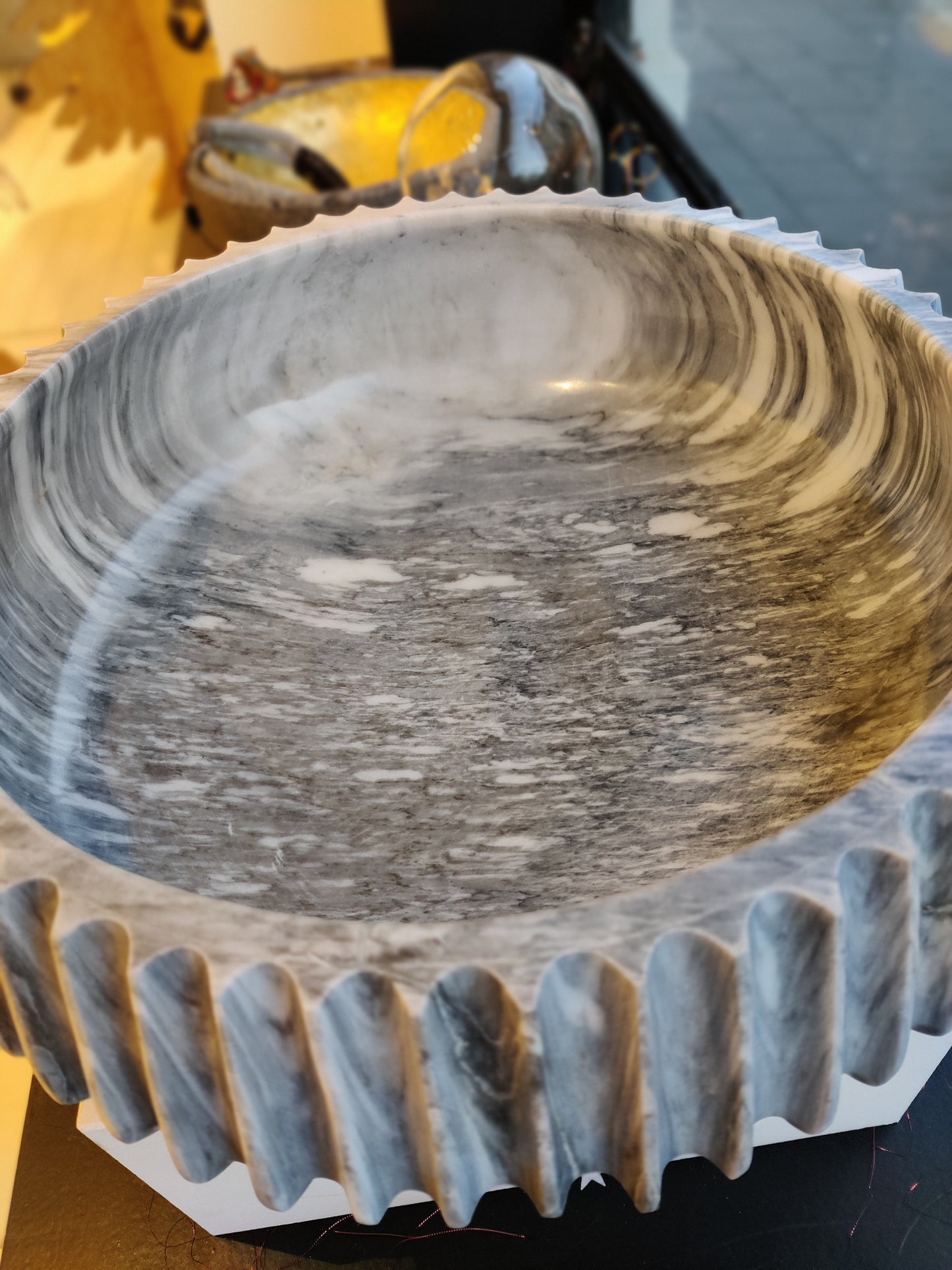 Large marble bowl (40cm)