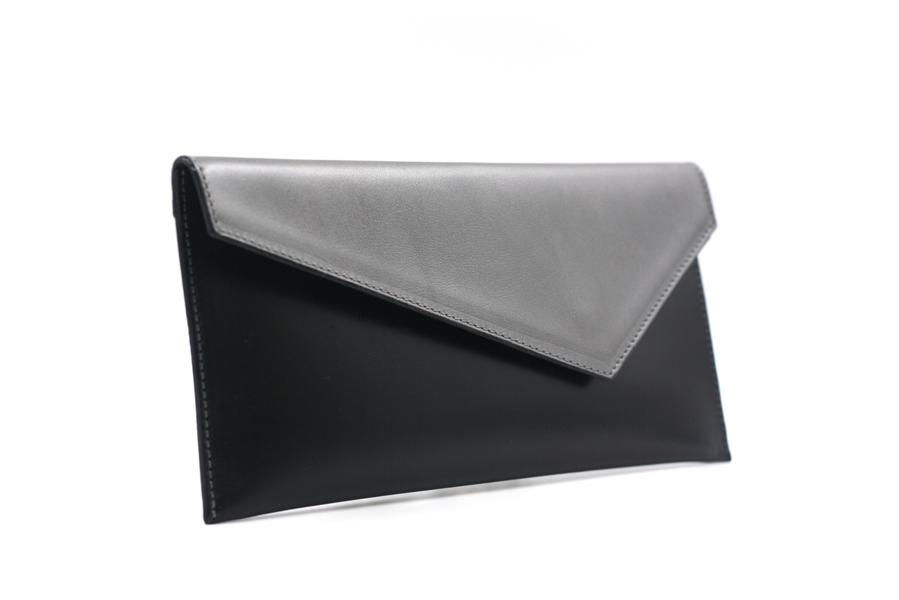 METALLIC GREY & BLACK ENVELOPE CLUTCH