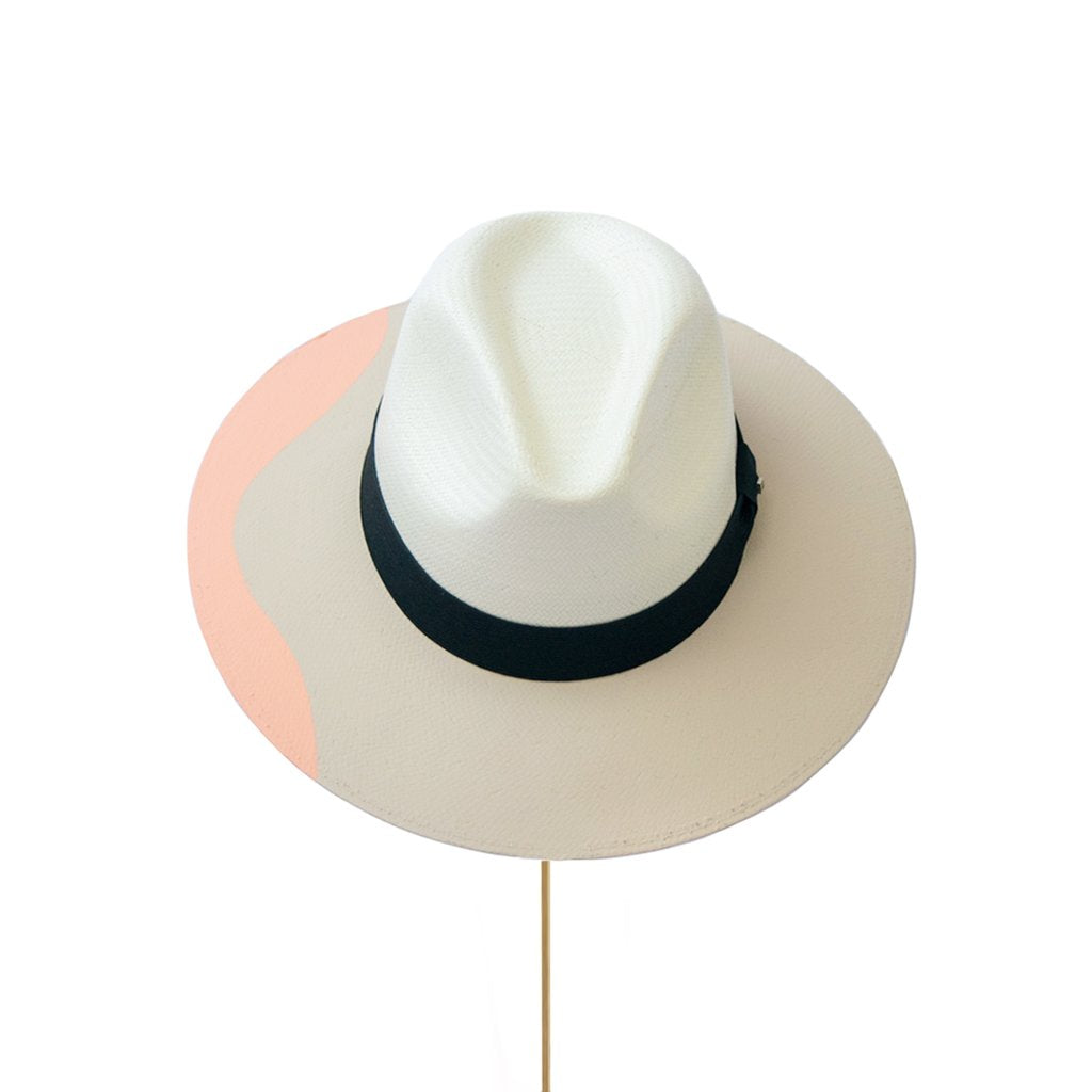 HAT XEIPS ARENA / ANANDA COLLECTION