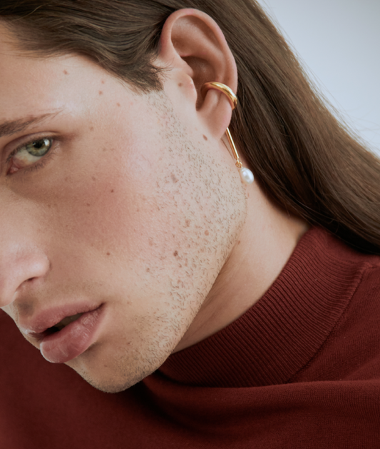 Charlotte bar with Pearl