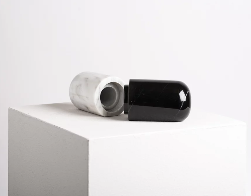 Capsula