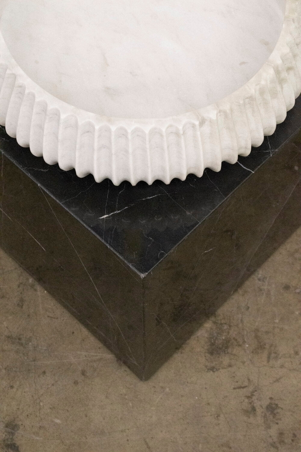 Large marble bowl (40cm)